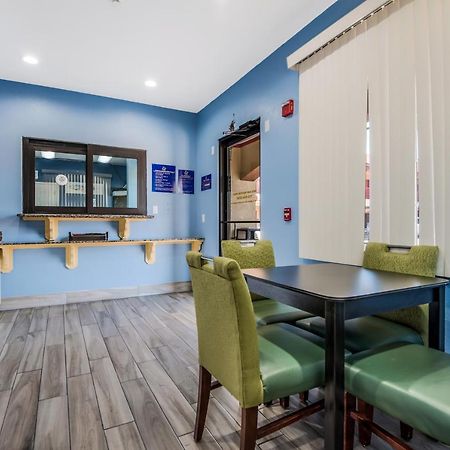 Scottish Inns & Suites Iah Airport-Beltway 8 Houston Ngoại thất bức ảnh